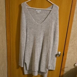 Liz Claiborne Heather Gray V-Neck Sweater